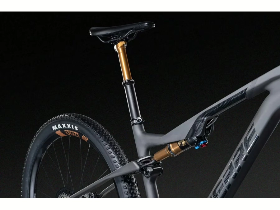 LAPIERRE XRM 10.9 Raw Carbon 2024
