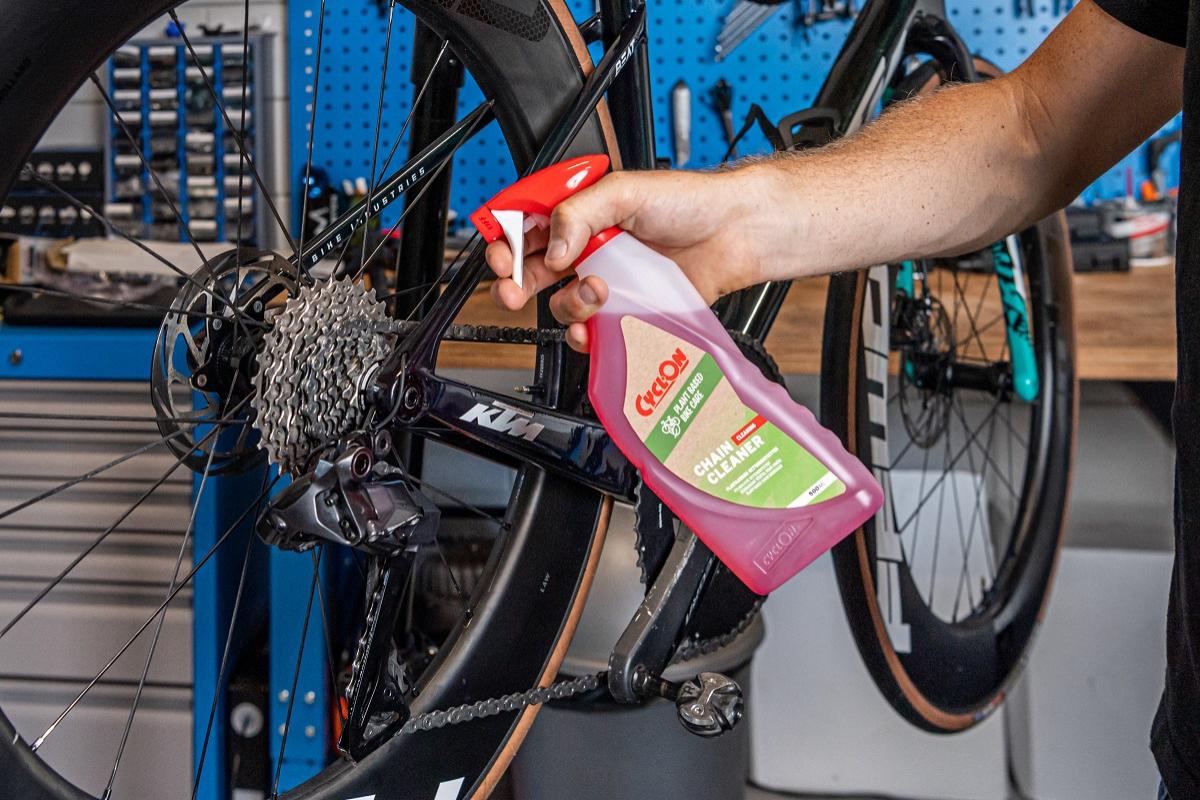CyclOn Bike Care CHAIN CLEANER Plant based - 1 L