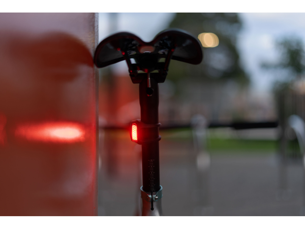 Zadná blikačka KNOG Frog V3 - Spider Black