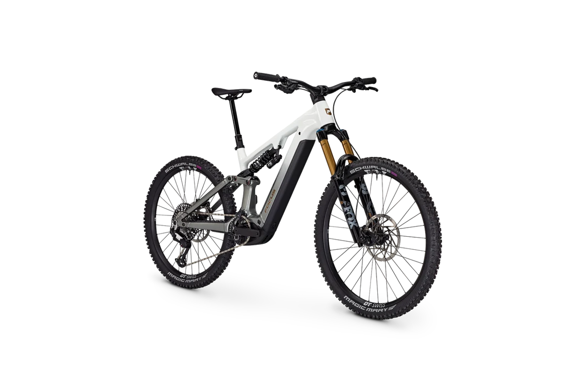 Focus SAM² 6.9 MXDI White/Grey 800Wh 2025