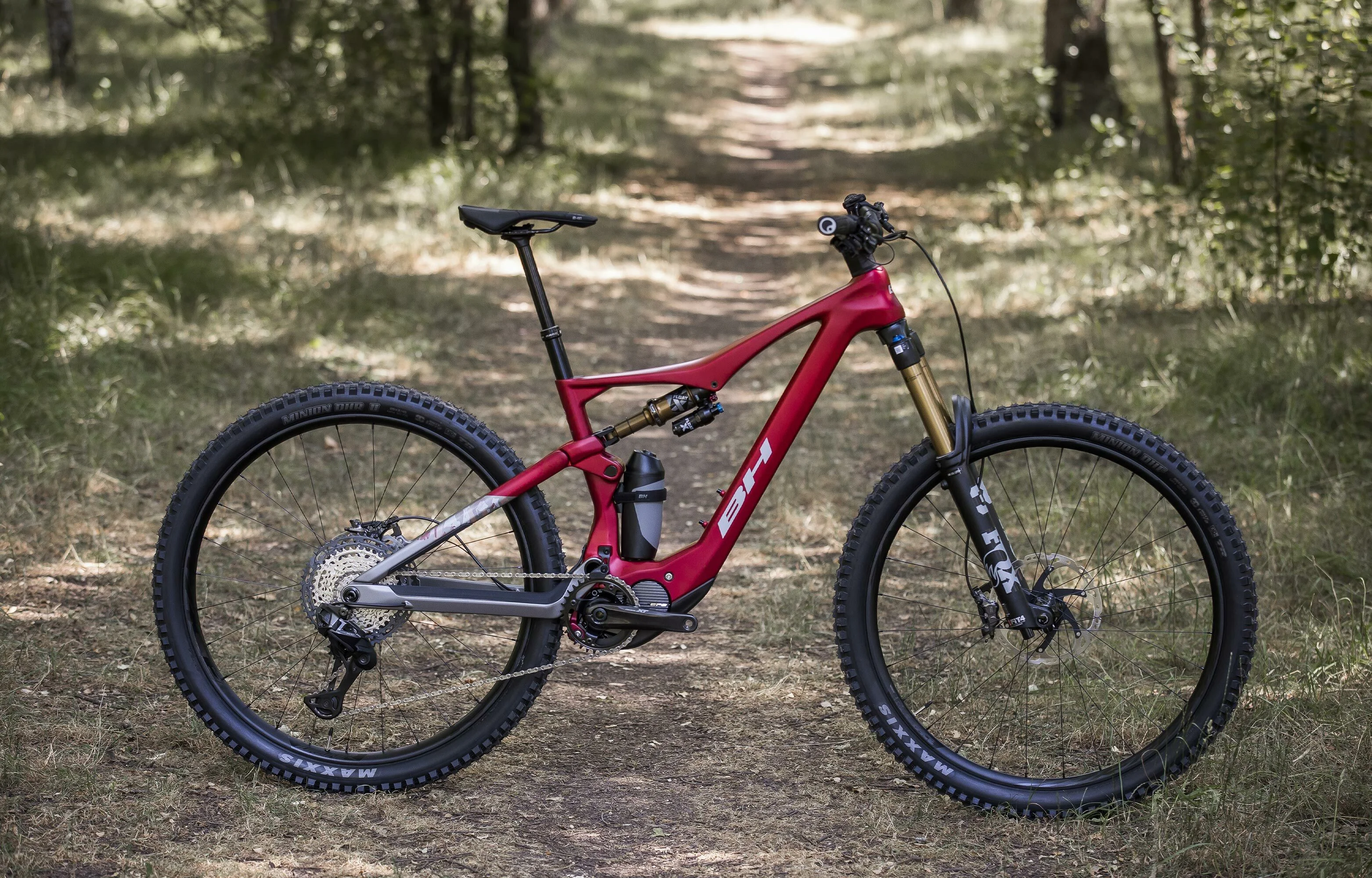 BH iLYNX+ SL ENDURO CARBON 9.7 2027 Šedý - S
