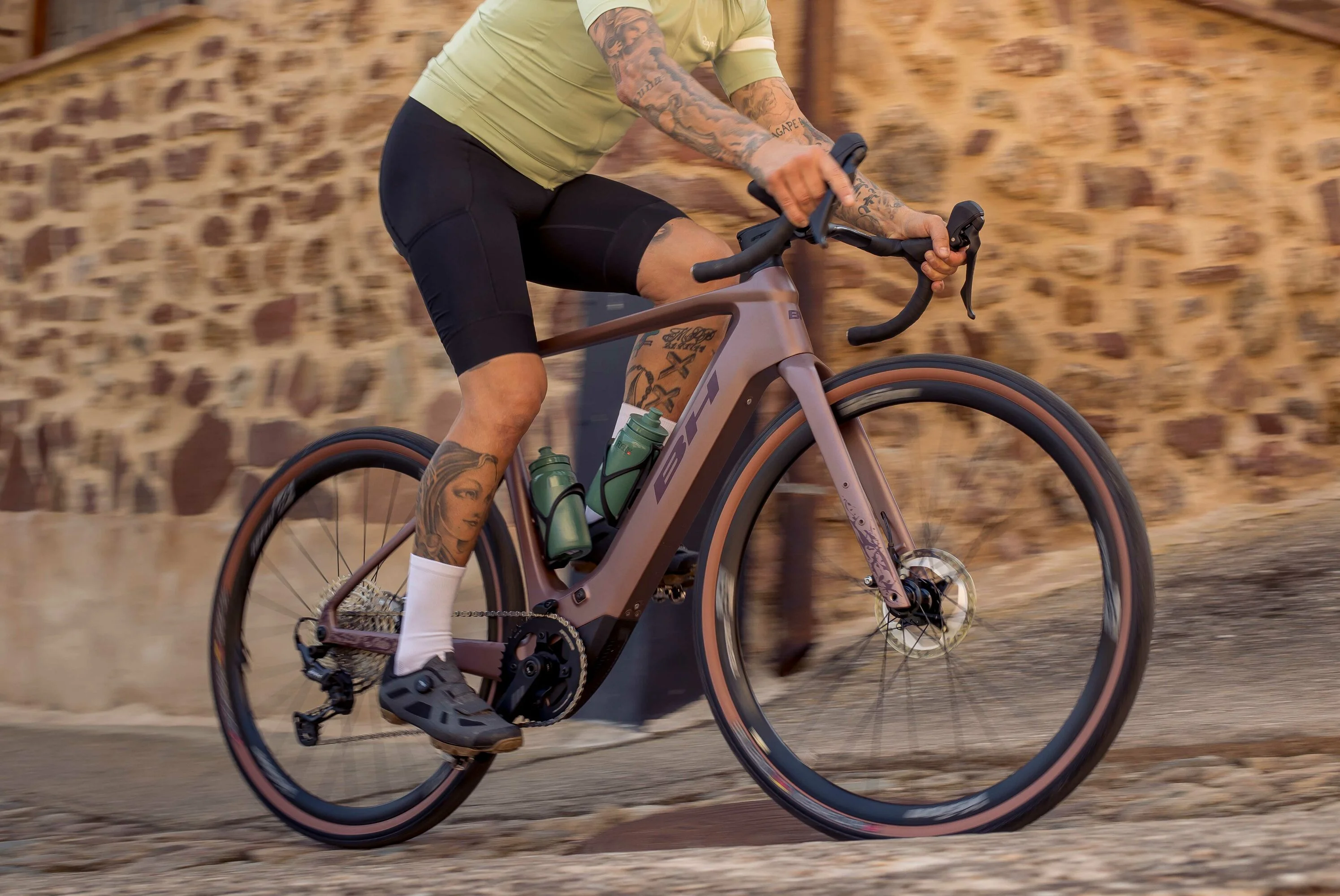 BH iGRAVELX NX CARBON 2.7 2026 Hnedý