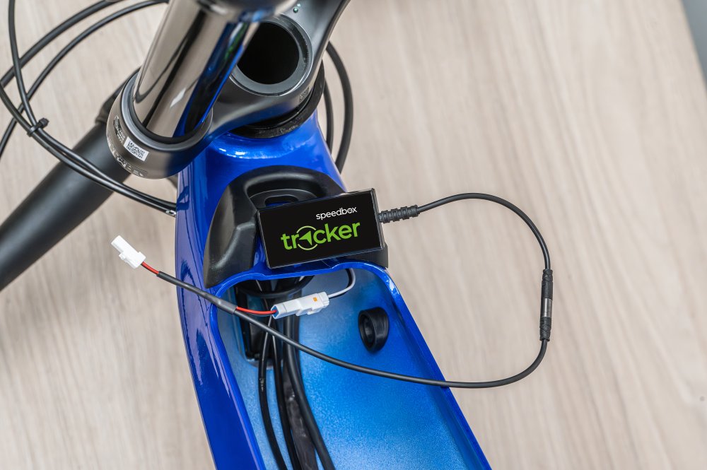 SpeedBox GPS Tracker pre Giant