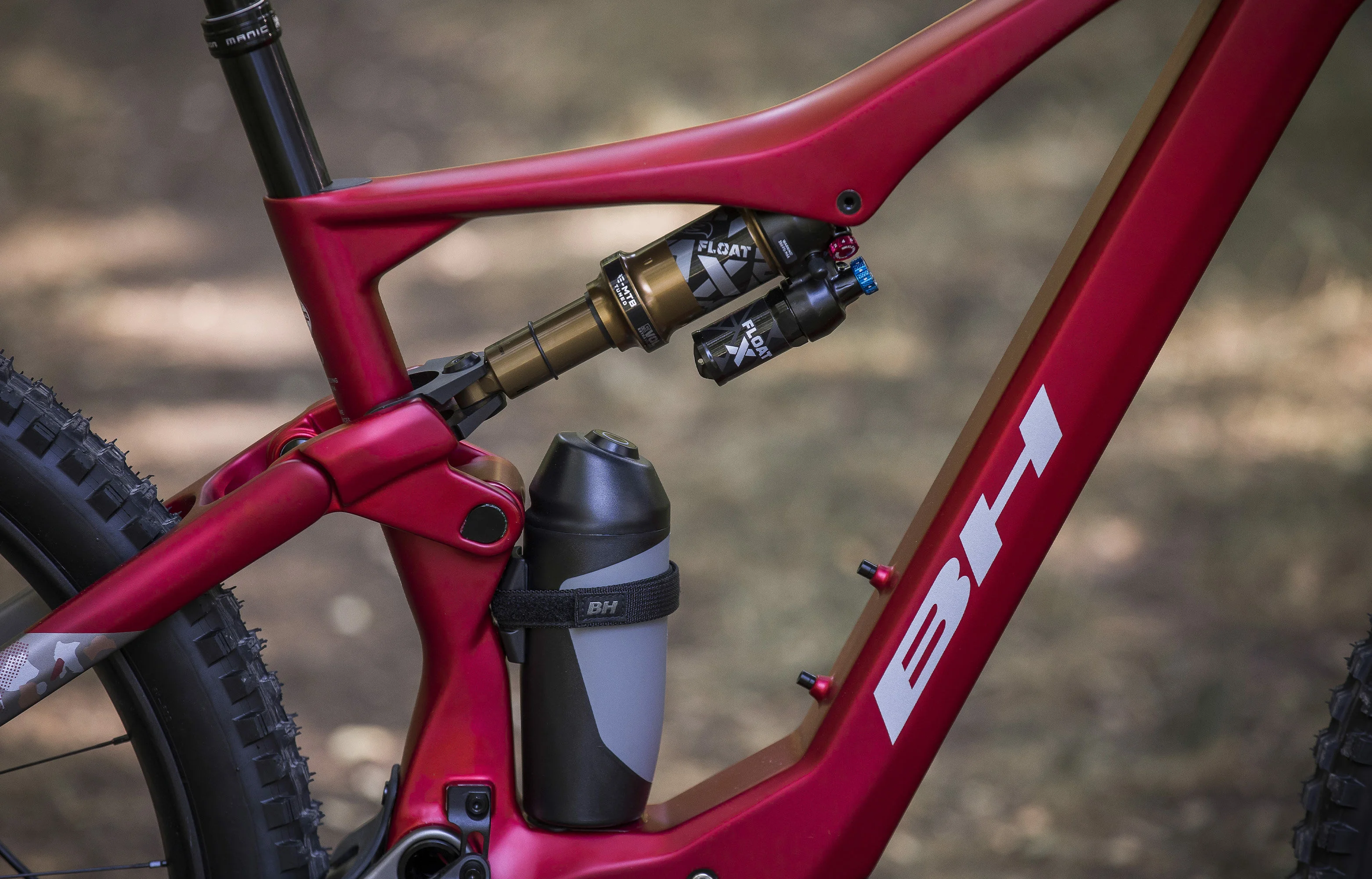 BH iLYNX+ SL ENDURO CARBON 9.8 2027 Čierny - M