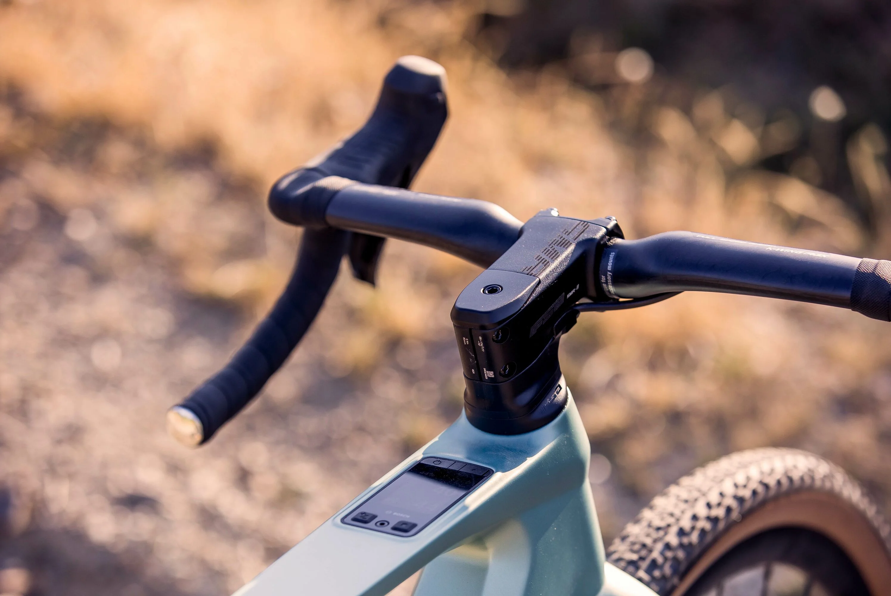 BH iGRAVELX NX CARBON 2.9 2026 Hnedý