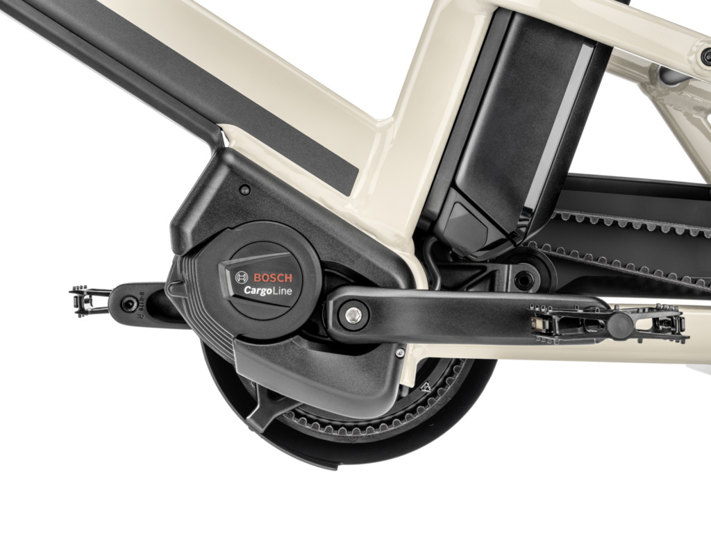 MOUSTACHE LUNDI 20 Cargo 3 +EQ Silk Grey 2026