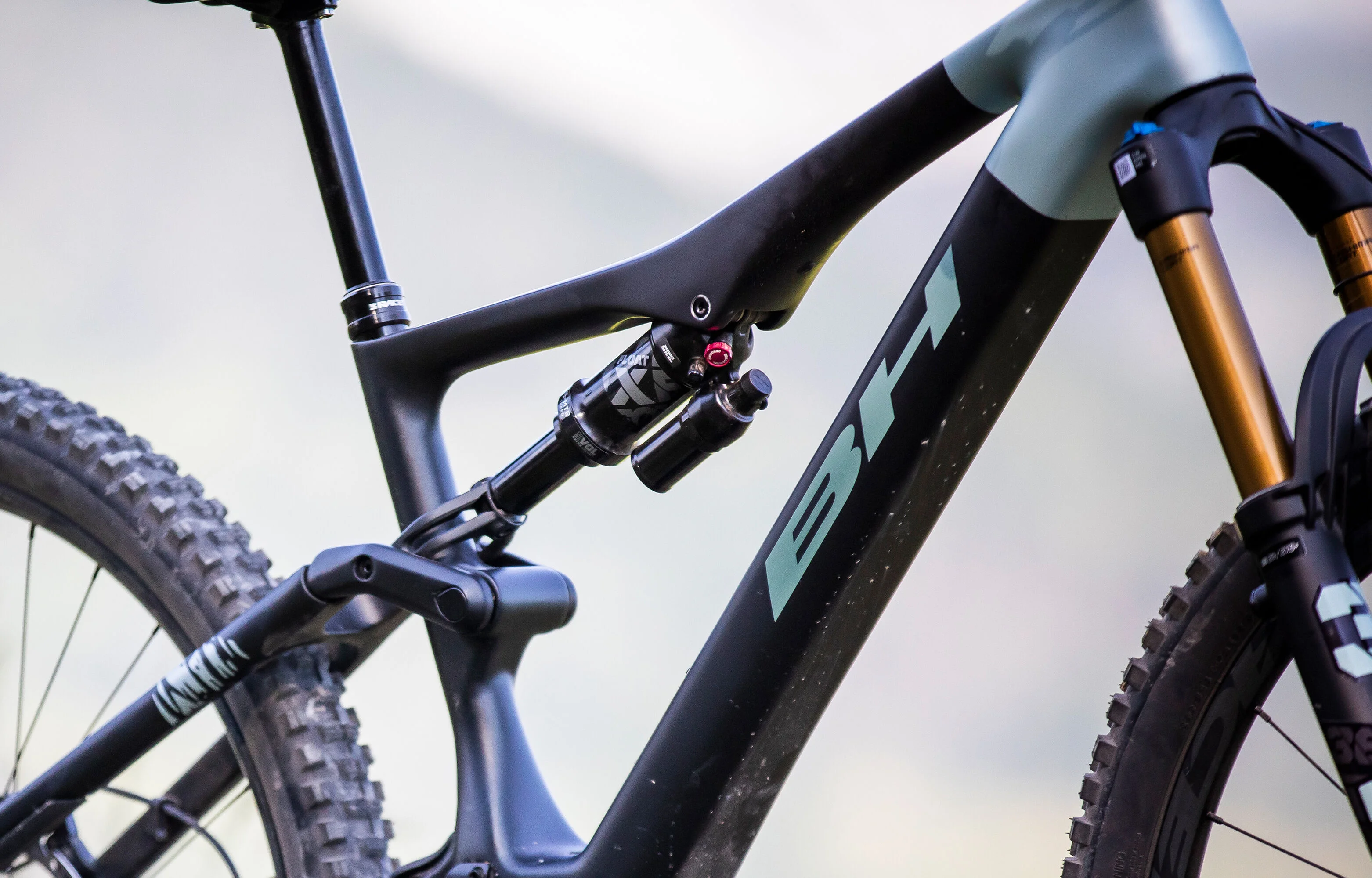 BH iLYNX TRAIL CARBON 8.8 2025 Čierny