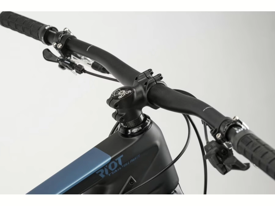 GHOST Riot Trail CF 150/140 Full Party 2025
