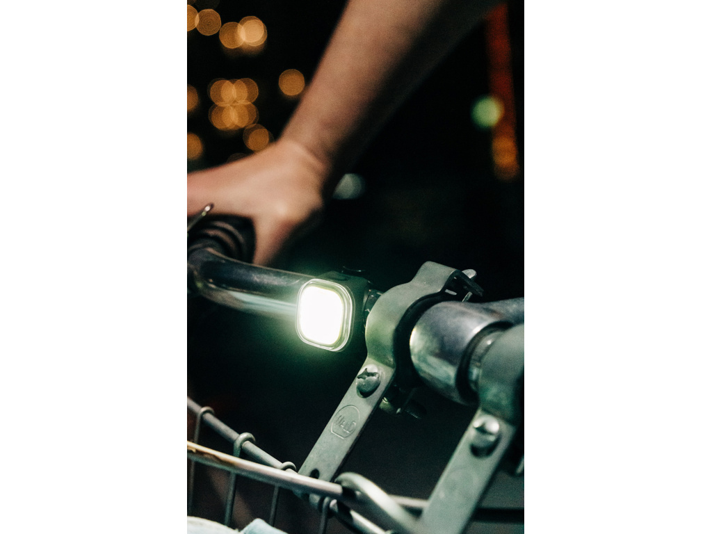 Predná blikačka KNOG  Blinder Mini Skull