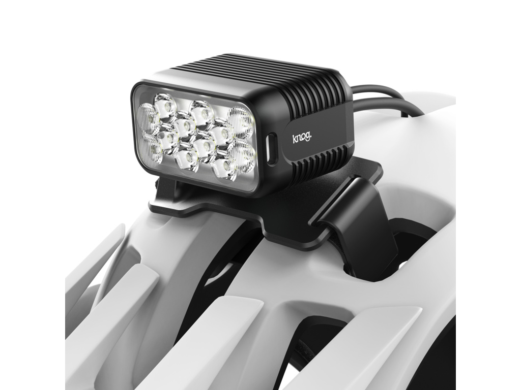 Predné svetlo KNOG Blinder X 2300 lm + 10,000 mAh Battery (Helmet Kit)