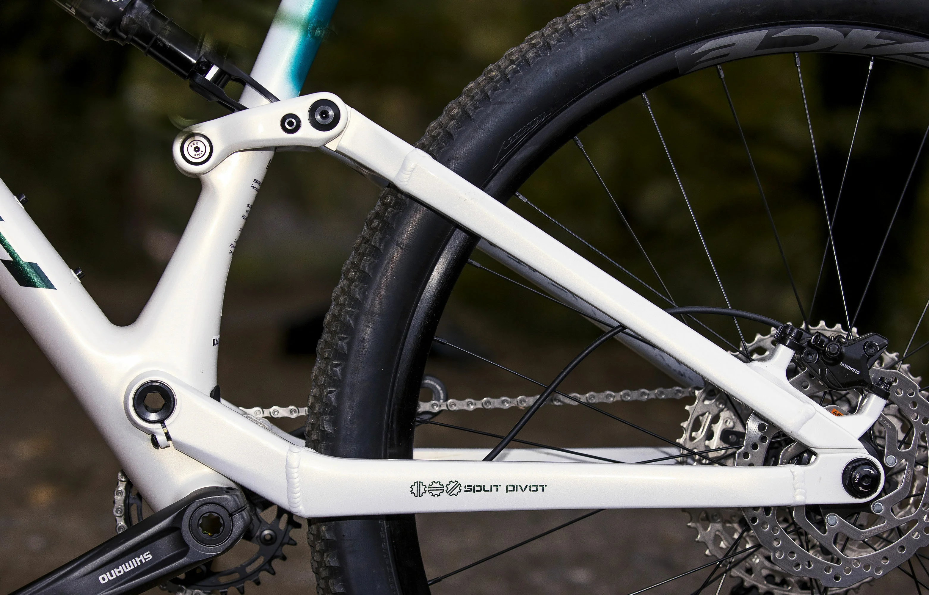 BH LYNX RACE 4.0 2027 Biely