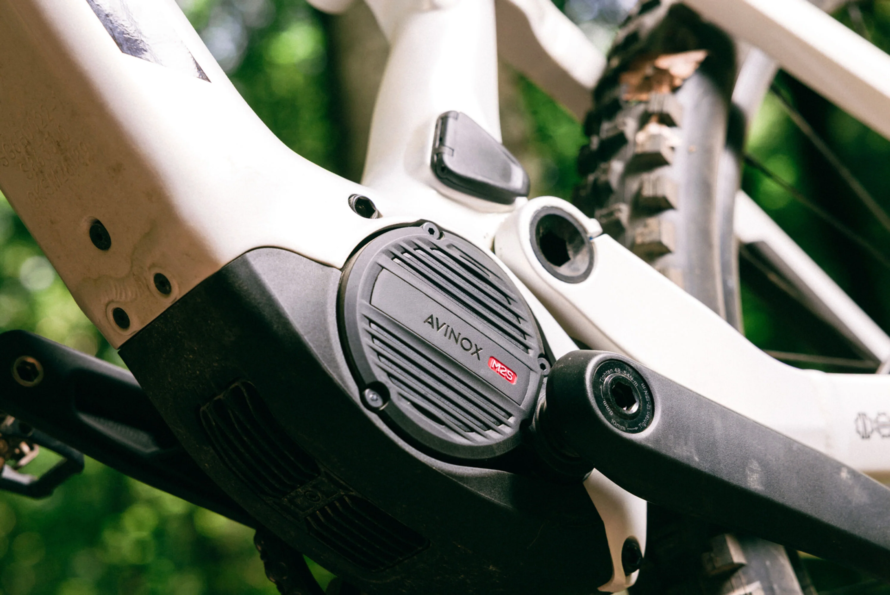 BH iLYNX+ DL TRAIL 8.1 2027 Biely - M