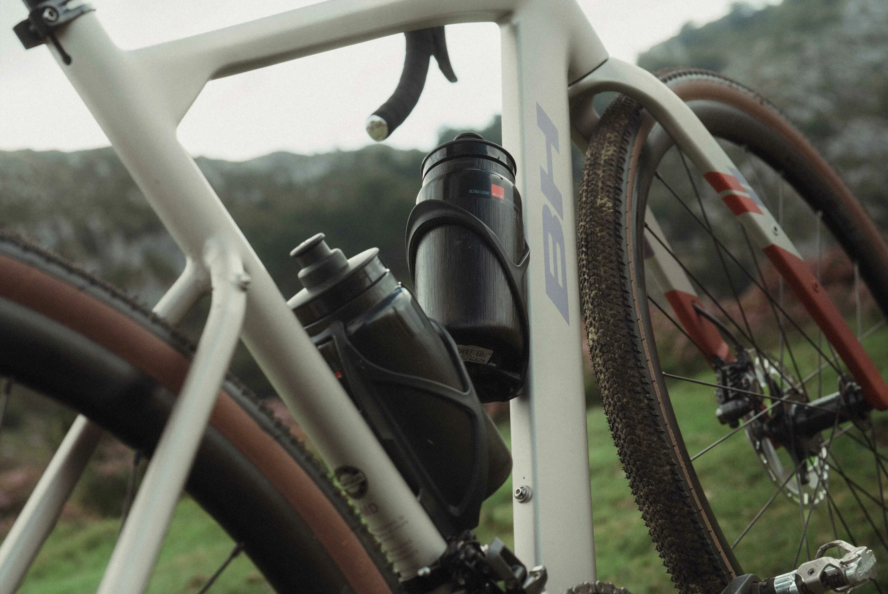 BH GRAVELX 1.8 2026 Biely - XL