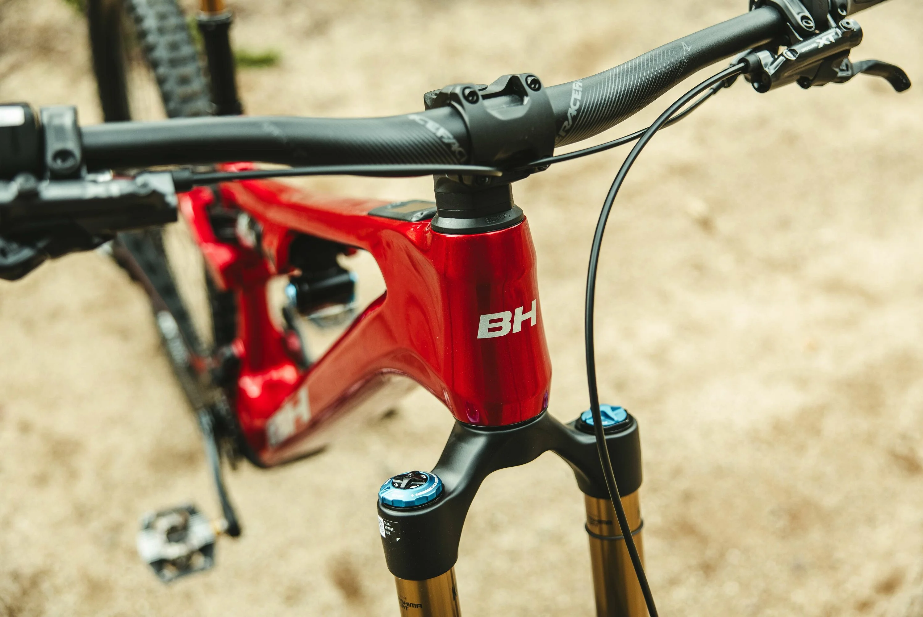 BH iLYNX+ DL ENDURO 9.1 2027 Červený - S