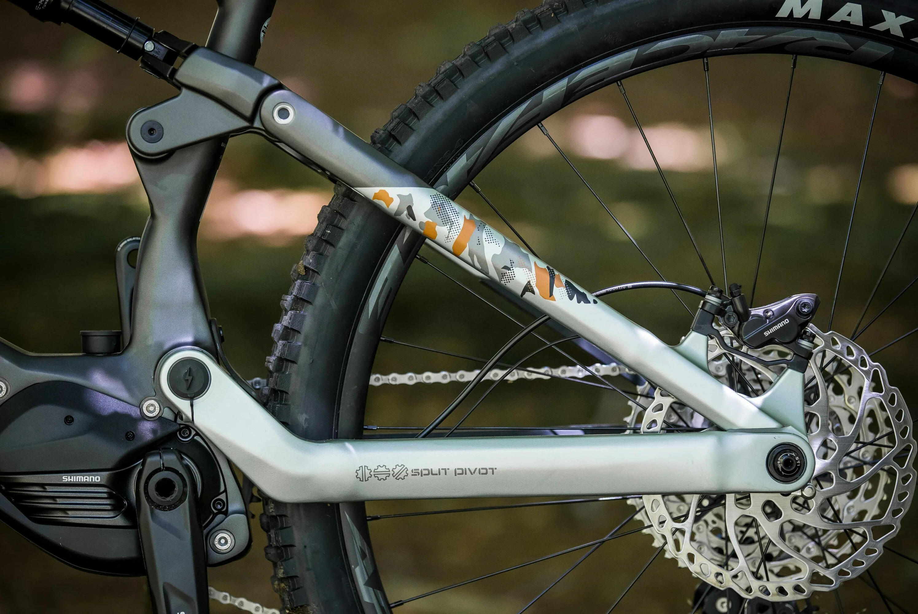 BH iLYNX+ SL ENDURO 9.0 2026 Šedý - L