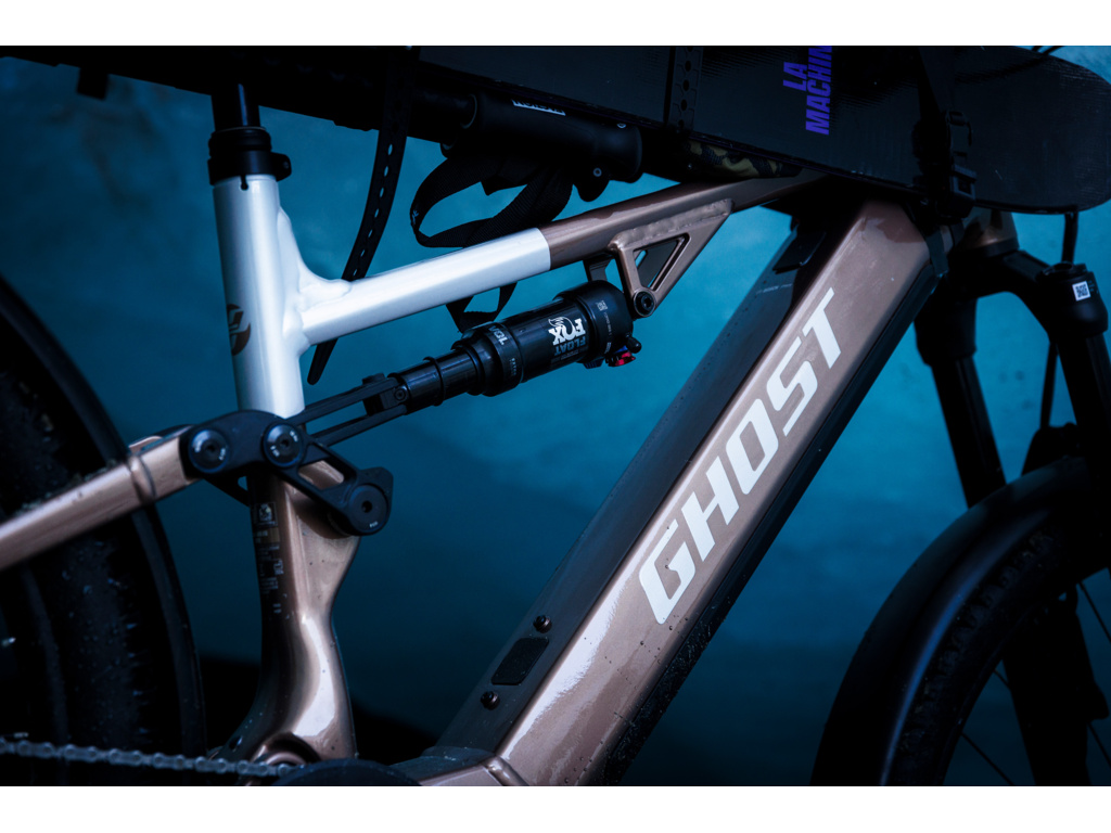 GHOST E-ASX ABS EQ 2026 - L