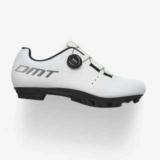 DMT KM4 2025 biela