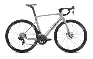 BH RS1 4.2 2027 Šedý